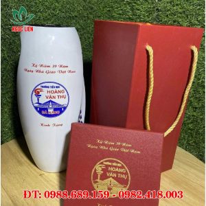 Lọ hoa gốm bát tràng