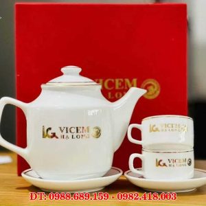 Bộ ấm trà sứ trắng Bát Tràng