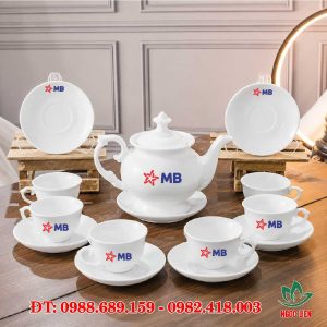 Bộ ấm trà sứ trắng Bát Tràng