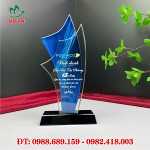 Kỷ niệm chương pha lê