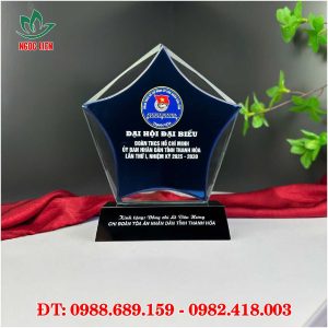 Kỷ niệm chương pha lê