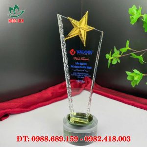 Kỷ niệm chương pha lê