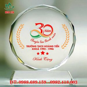 Kỷ niệm chương pha lê